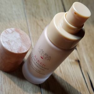 Laura Geller Baked Liquid Radiance Foundation